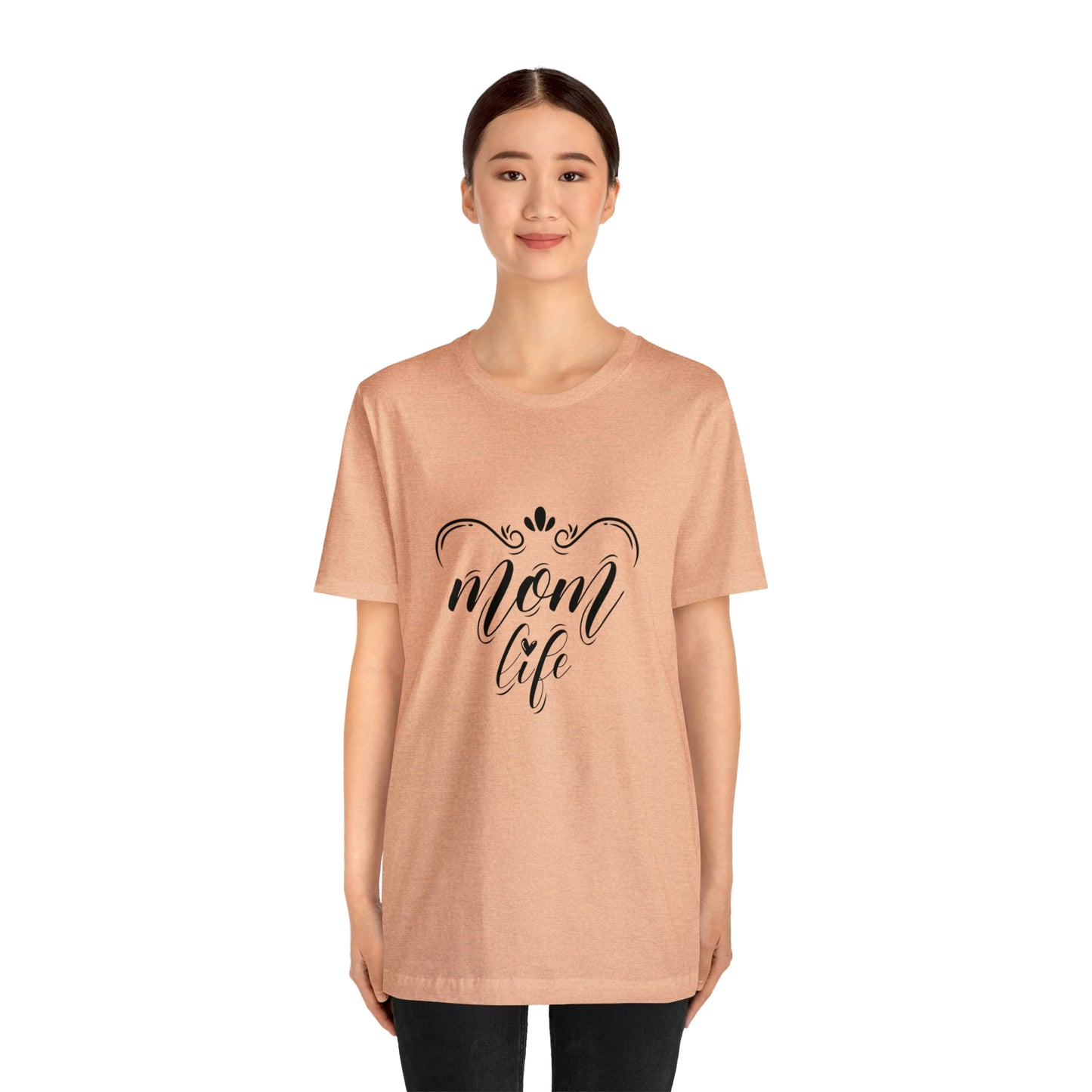 Mom's Life - Unisex Jersey Short Sleeve Tee